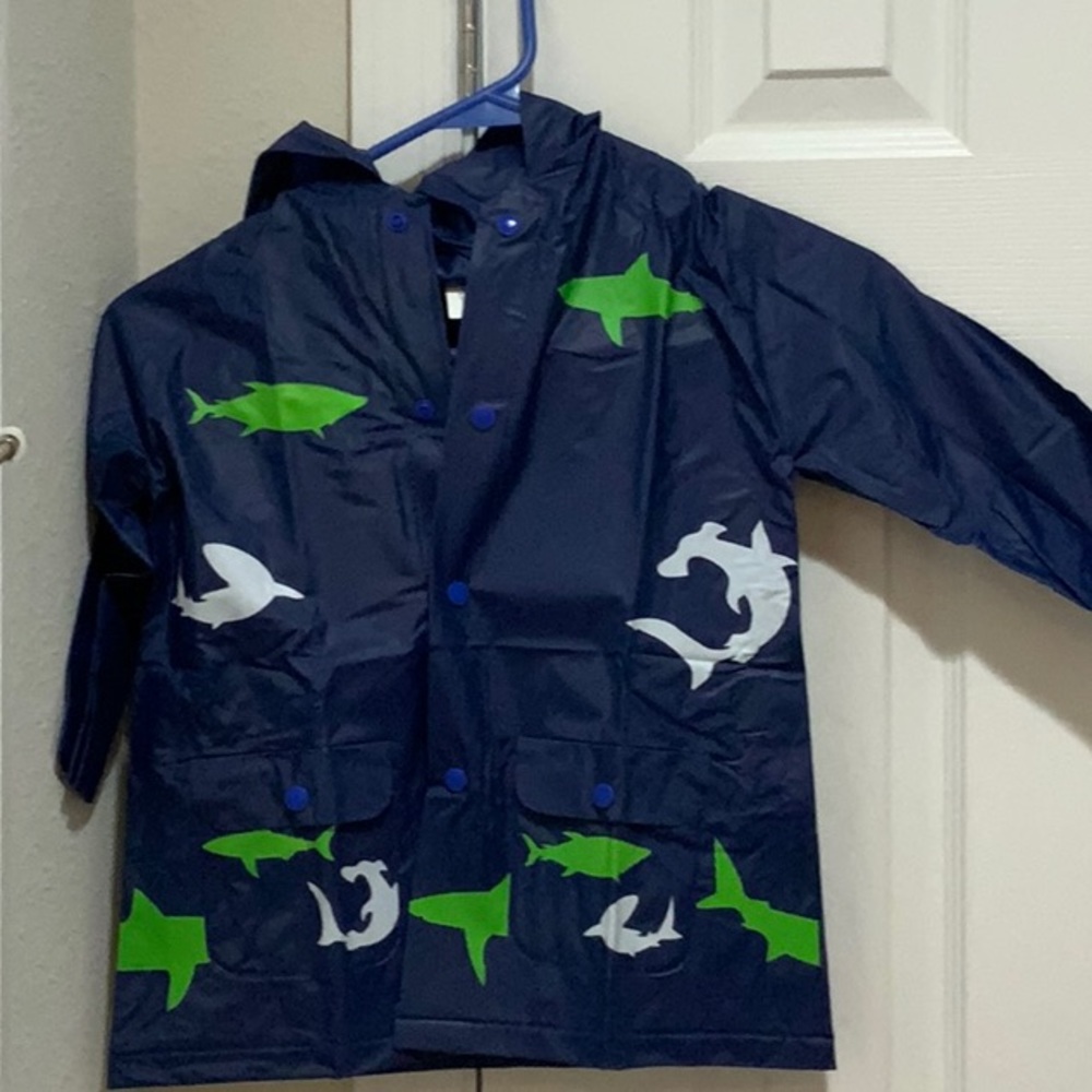 New Lilly New York rain coat